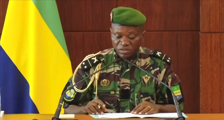 Gabon : le président de transition dit renoncer à son salaire de chef d'Etat